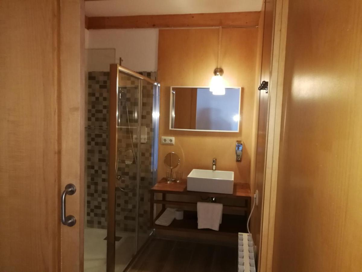 Hotel Rural Cal Ruget Vilobi Del Penedes Экстерьер фото