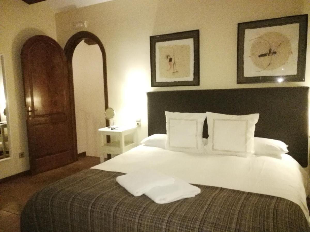 Hotel Rural Cal Ruget Vilobi Del Penedes Экстерьер фото