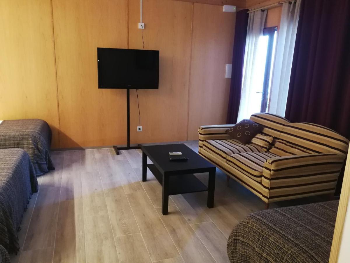 Hotel Rural Cal Ruget Vilobi Del Penedes Экстерьер фото