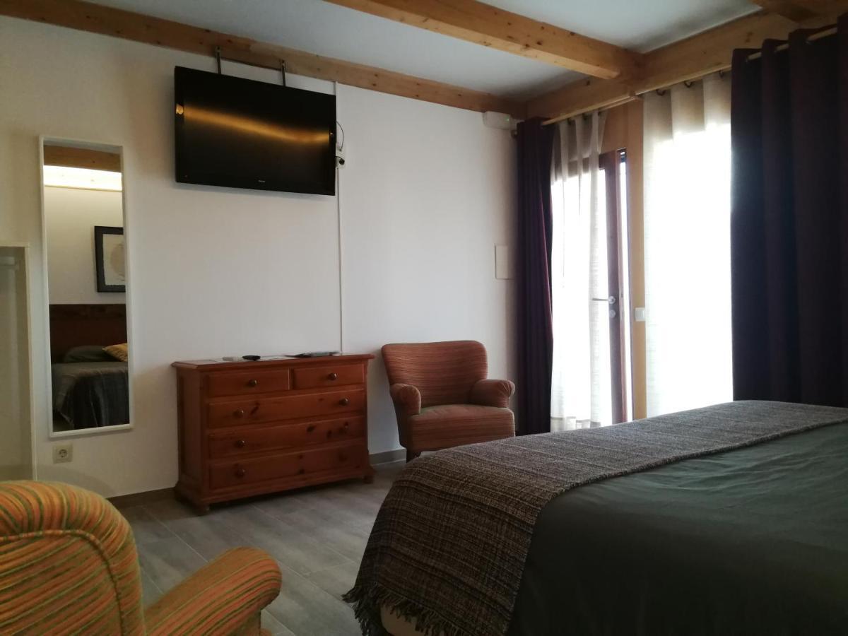 Hotel Rural Cal Ruget Vilobi Del Penedes Экстерьер фото