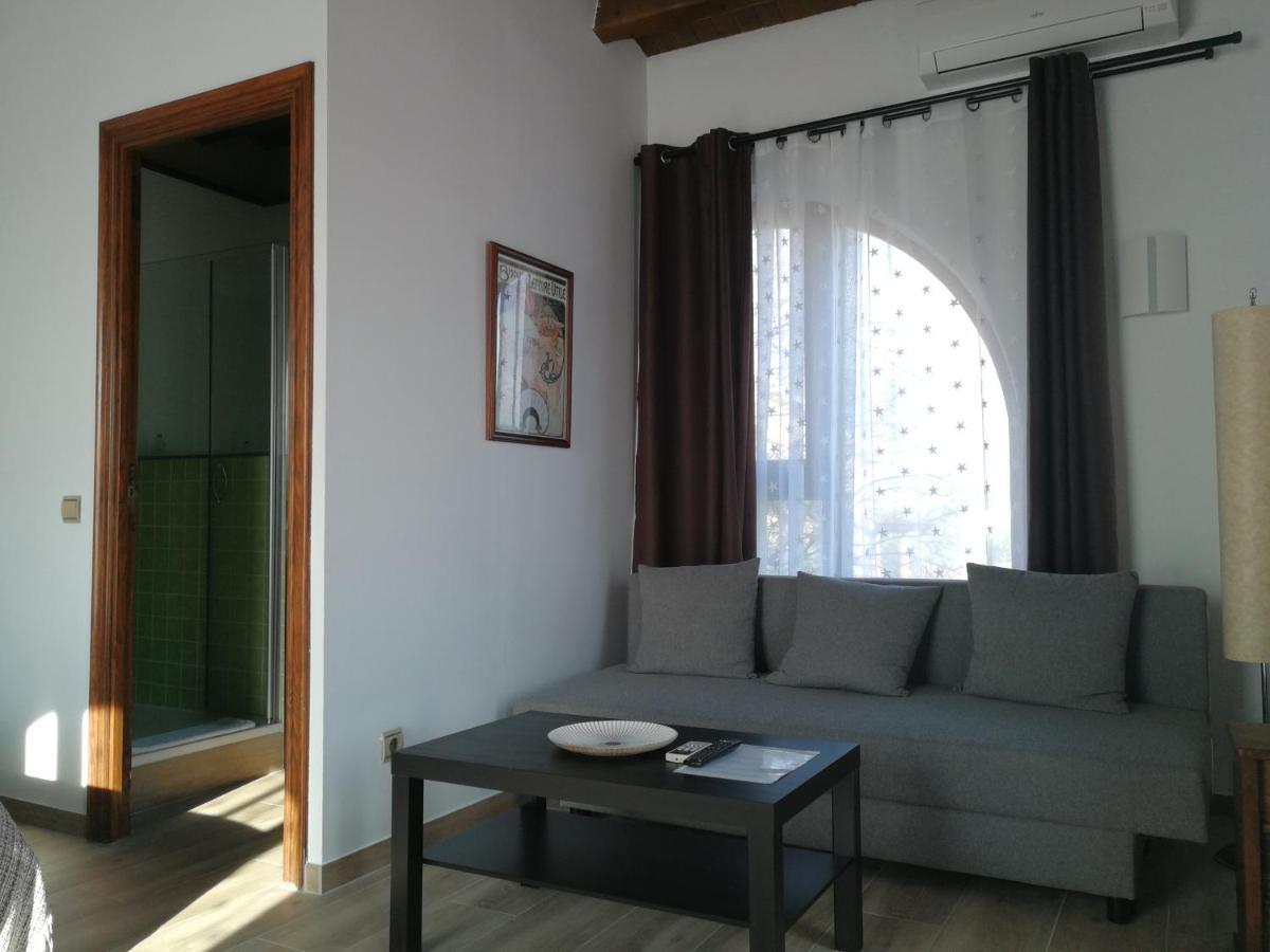 Hotel Rural Cal Ruget Vilobi Del Penedes Экстерьер фото
